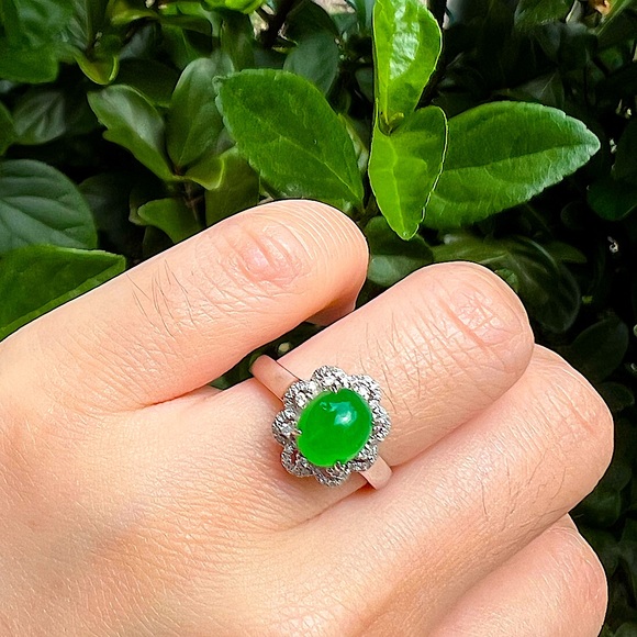 Certified Untreated Imperial Emerald Green Burma Jadeite w/diamonds 18k Ring - Picture 17 of 17